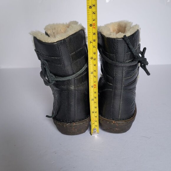 UGG Caspia Women's Leather Cozy Sheepskin Lining Ankle Boots. Size 10 - Picture 7 of 13